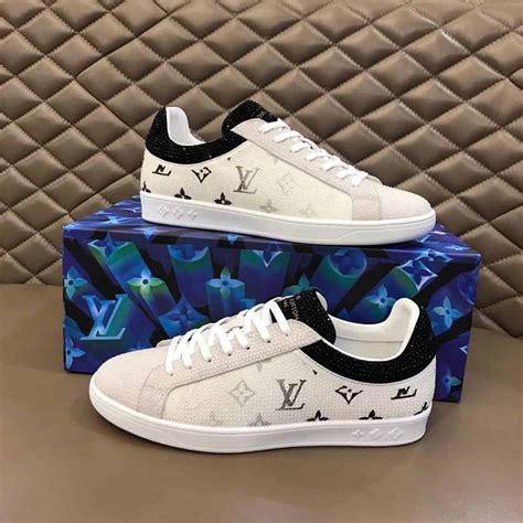 louis vuitton mens sneakers 2016|Louis Vuitton men's sneakers 2021.